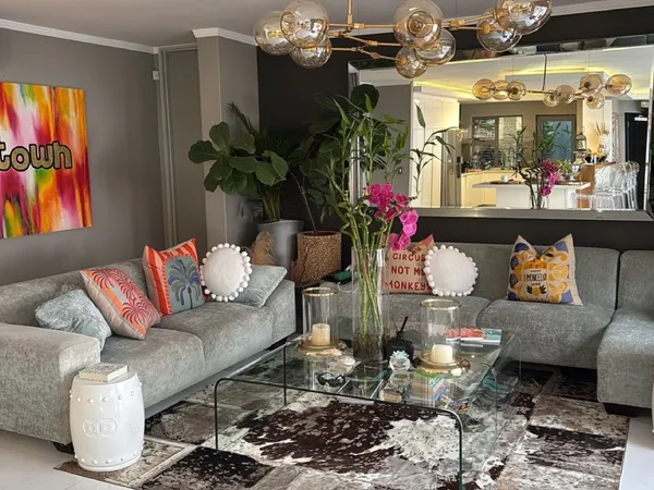 Contemporary living room designed by Alana of Cwtch Design Oxford